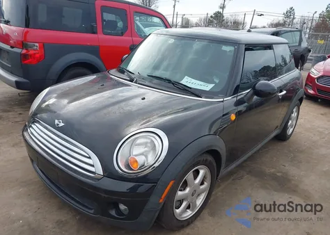 2009 Mini Cooper from USA, damaged, VIN WMWMF33539TW71972